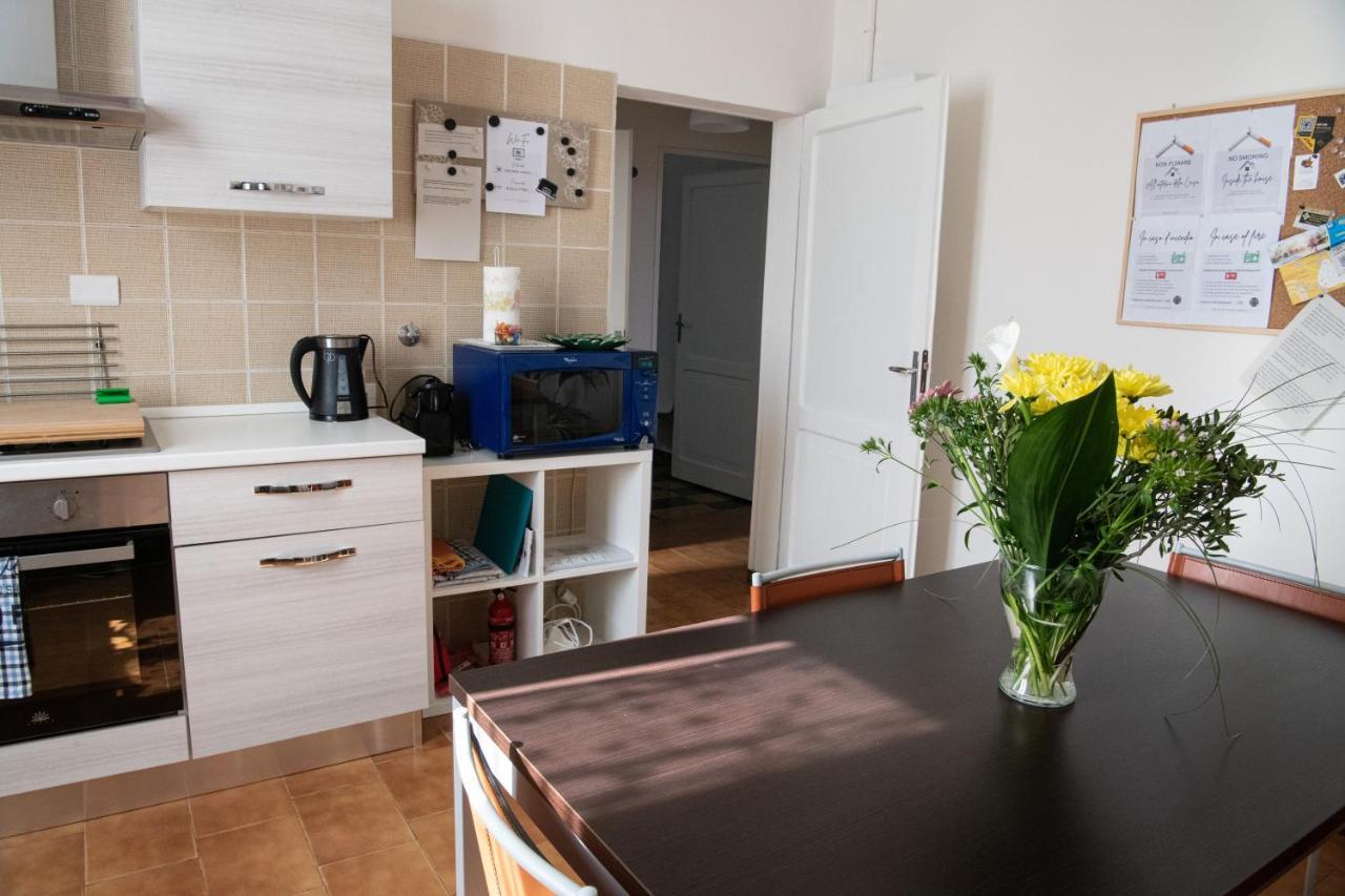 Bologna, Vicino Ospedali Sant'Orsola E Malpighi, Centro Storico E Fiera Appartement Buitenkant foto